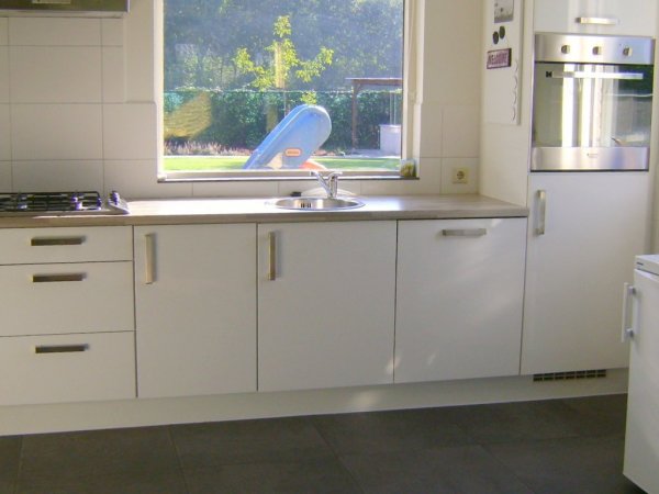 Keuken bij woonkamer