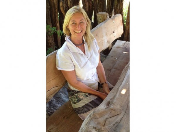 Herzlich Willkommen, ich freue mich Ihnen kennen zu lernen